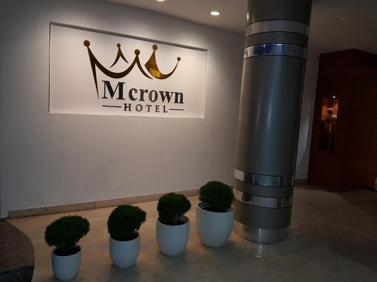 שילונג M Crown Hotel מראה חיצוני תמונה